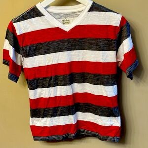 Boys Faded Glory T shirt. Great condition!